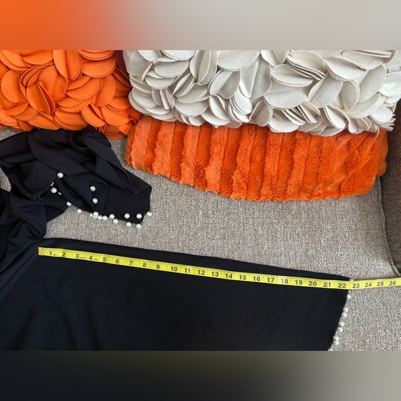 ❣️🆕Zara Knit Black Cropped Pants with Pearl Detail❣️ - Picture 10 of 11